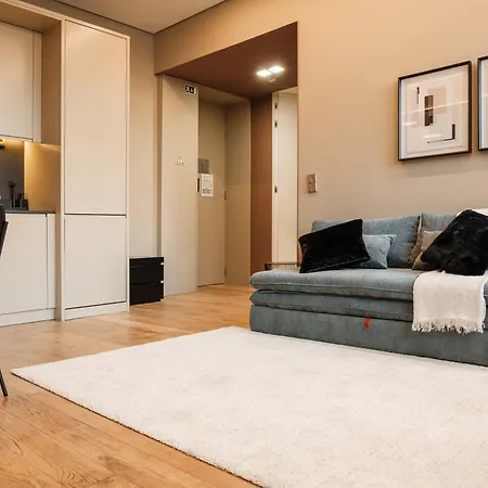 8 Building Apartament