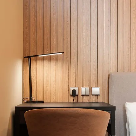 8 Building Апартаменти