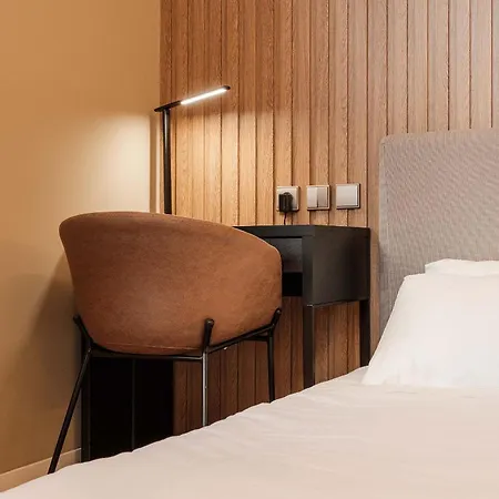 Апартаменти 8 Building *