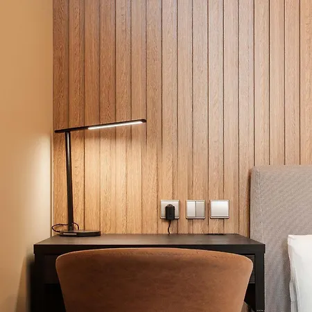 8 Building Апартаменти *