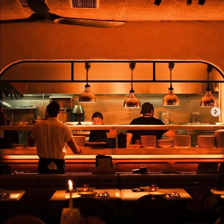 Апартаменти 8 Building *